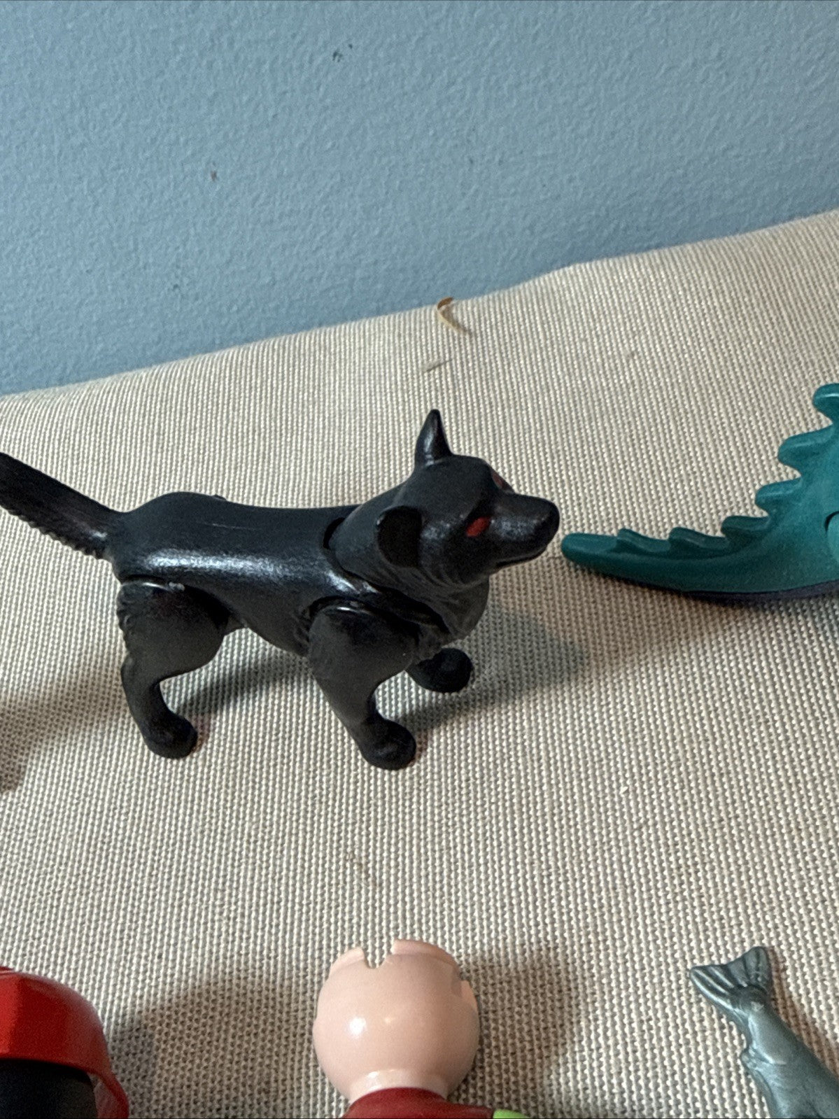Vintage Playmobil Figure Animal Accessory Lot of 41  Geobra Town Dragon Castle