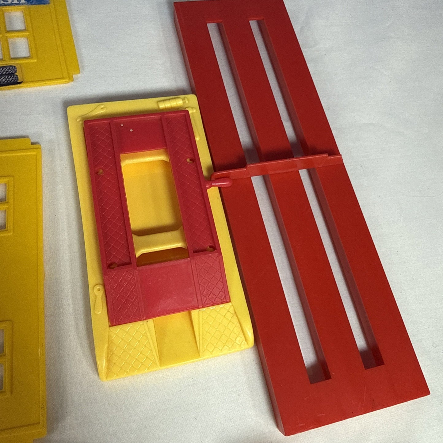 Vintage Tonka Builder Playset 5051 Shell Station Car Wash Parts Incomplete 1979