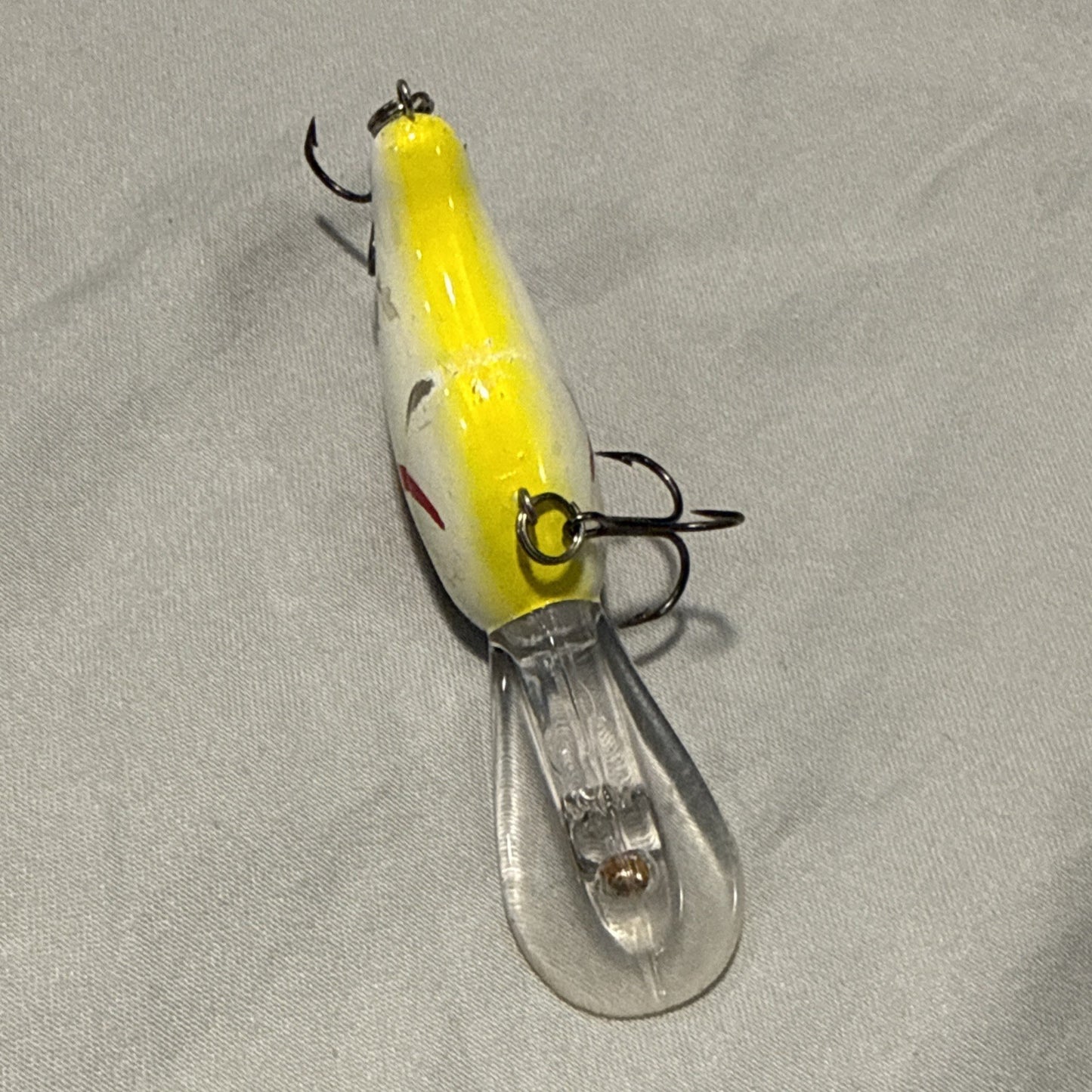 Lot of 2 Vintage Crankbait Fishing Lures Silver Shad Crawdad Bass