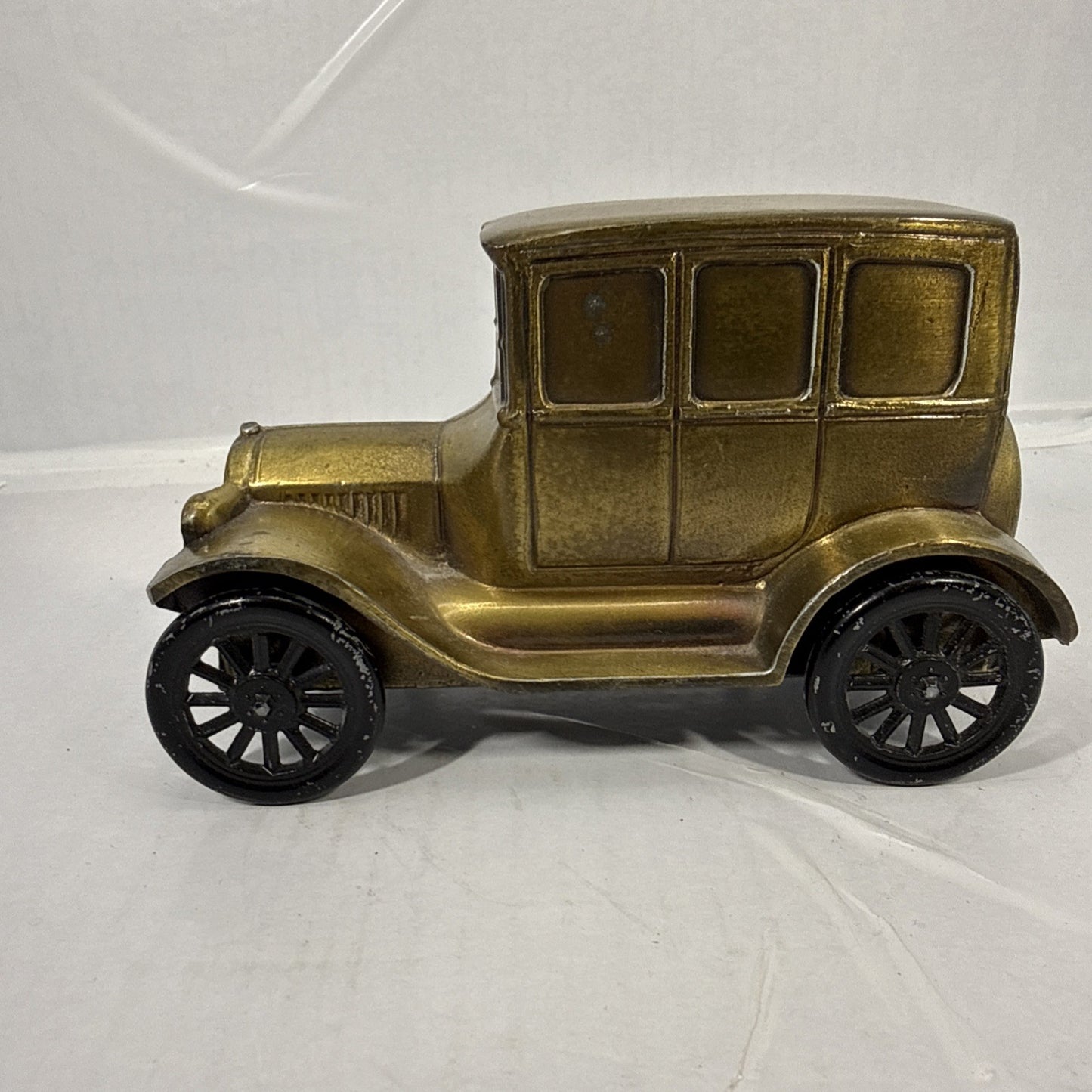 Vintage Banthrico 1926 Ford Model T Brass Coin Bank Chicago USA Auto