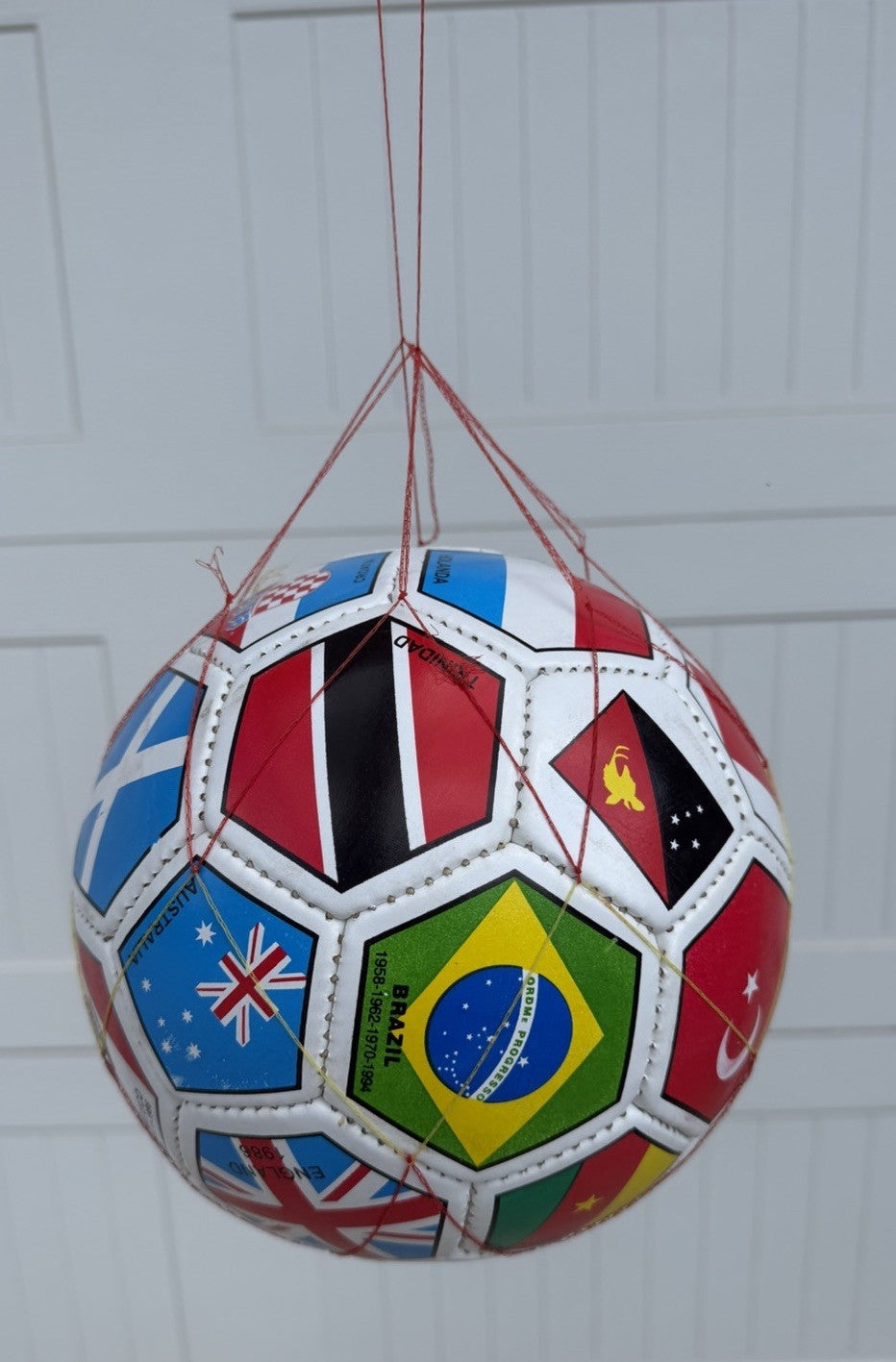 Vintage 1994 World Cup USA Souvenir Soccer Ball International Flags NOS