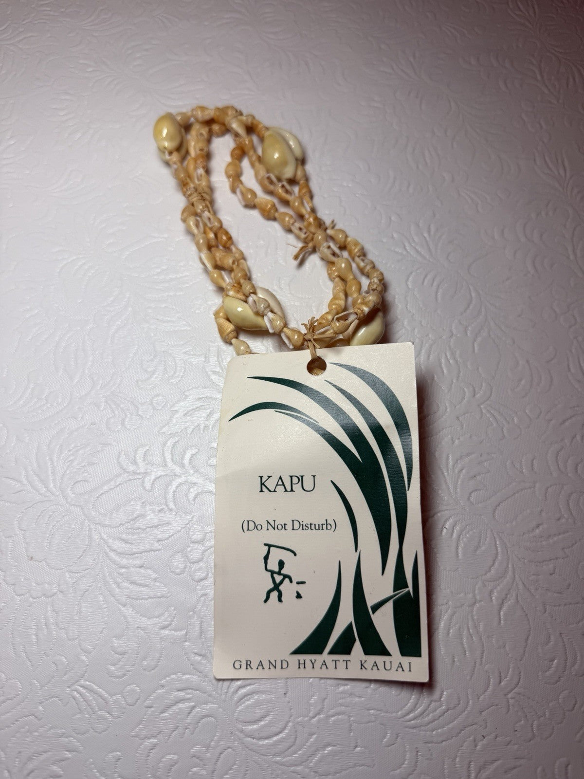 Vintage Grand Hyatt Kauai Hawaii Do Not Disturb Door Hanger Shell Lei Kapu Sign