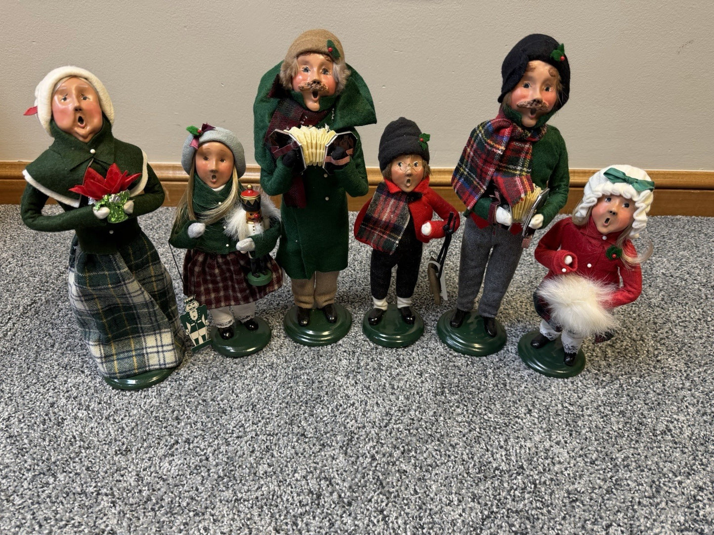Vintage Byers Choice The Carolers Christmas Figurines Set of 6 w/ Holiday Boxes