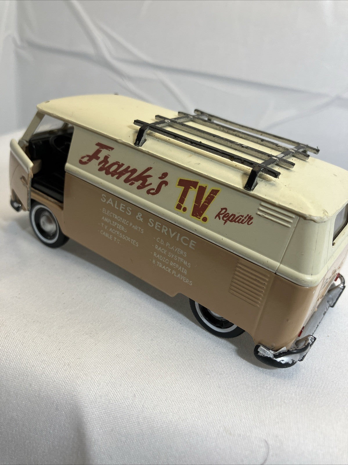 Jada Transformers Wheeljack VW Bus 1:32 Diecast Hollywood Rides