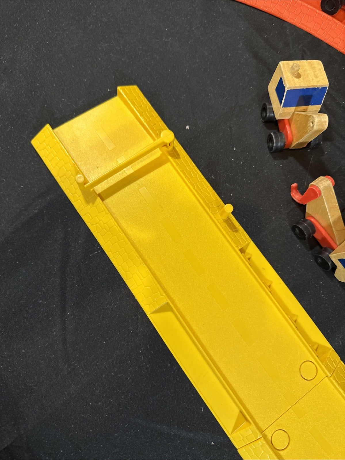 1973 Mattel Preschool Construction Yard Playset Warehouse Track Cars