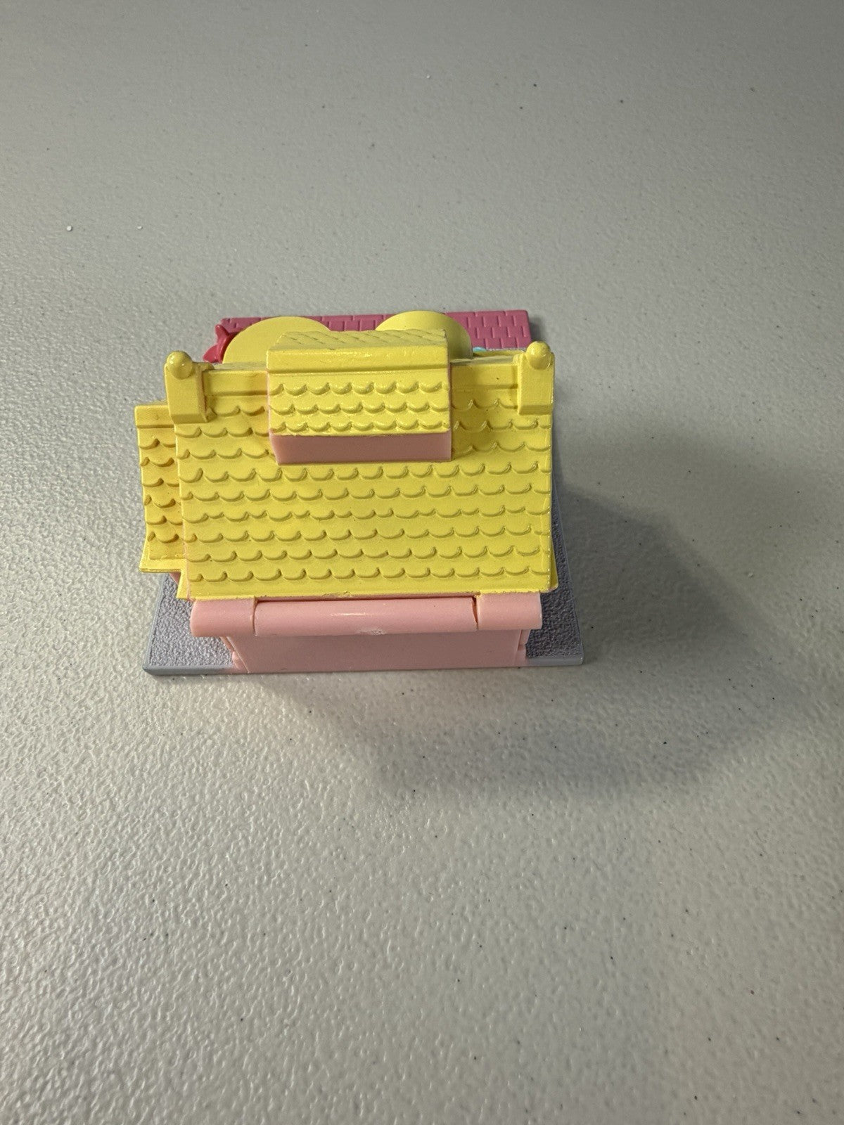 Vintage 1990s Bluebird Polly Pocket Toy Shop Compact Playset 3 Figures Complete