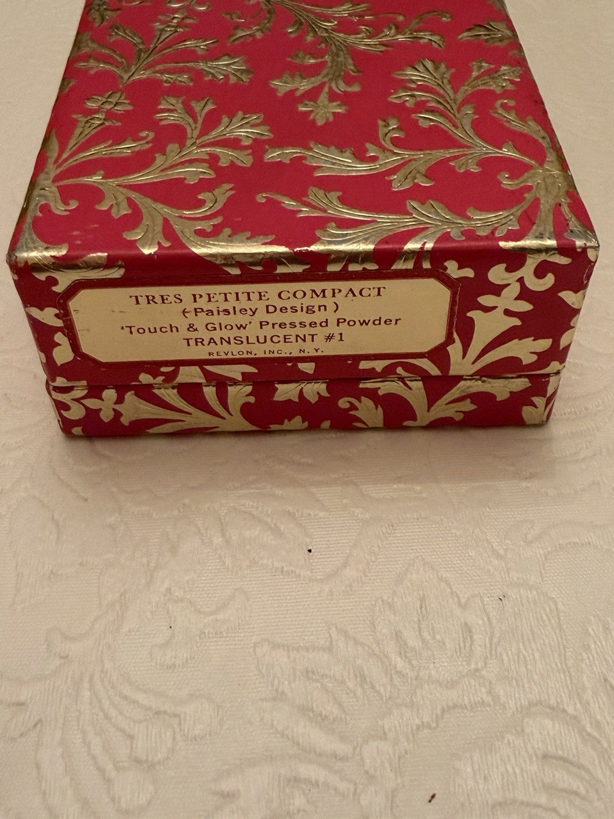 Vintage Revlon Tres Petite Compact Paisley Translucent No 1 Face Powder Makeup