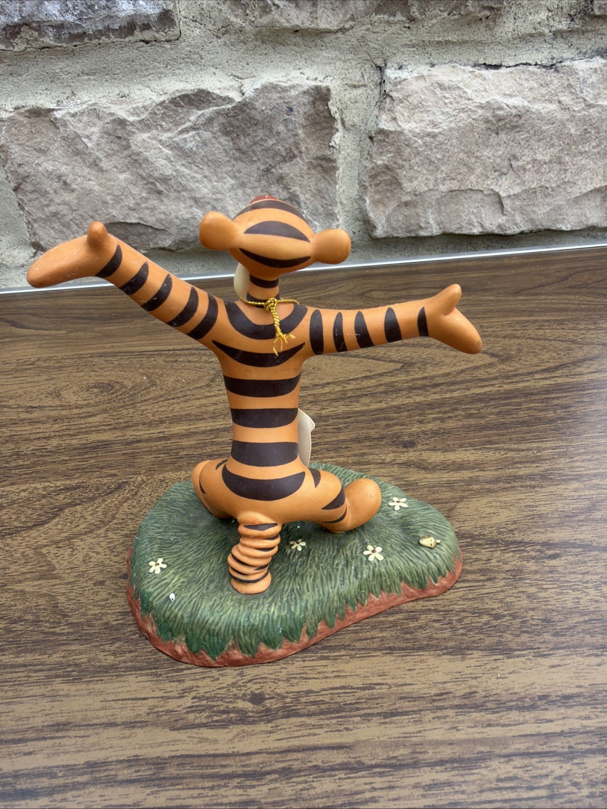 Disney Tigger Figurine Pooh Friends Congratulations You Hoo Hoo with tags 4.75"