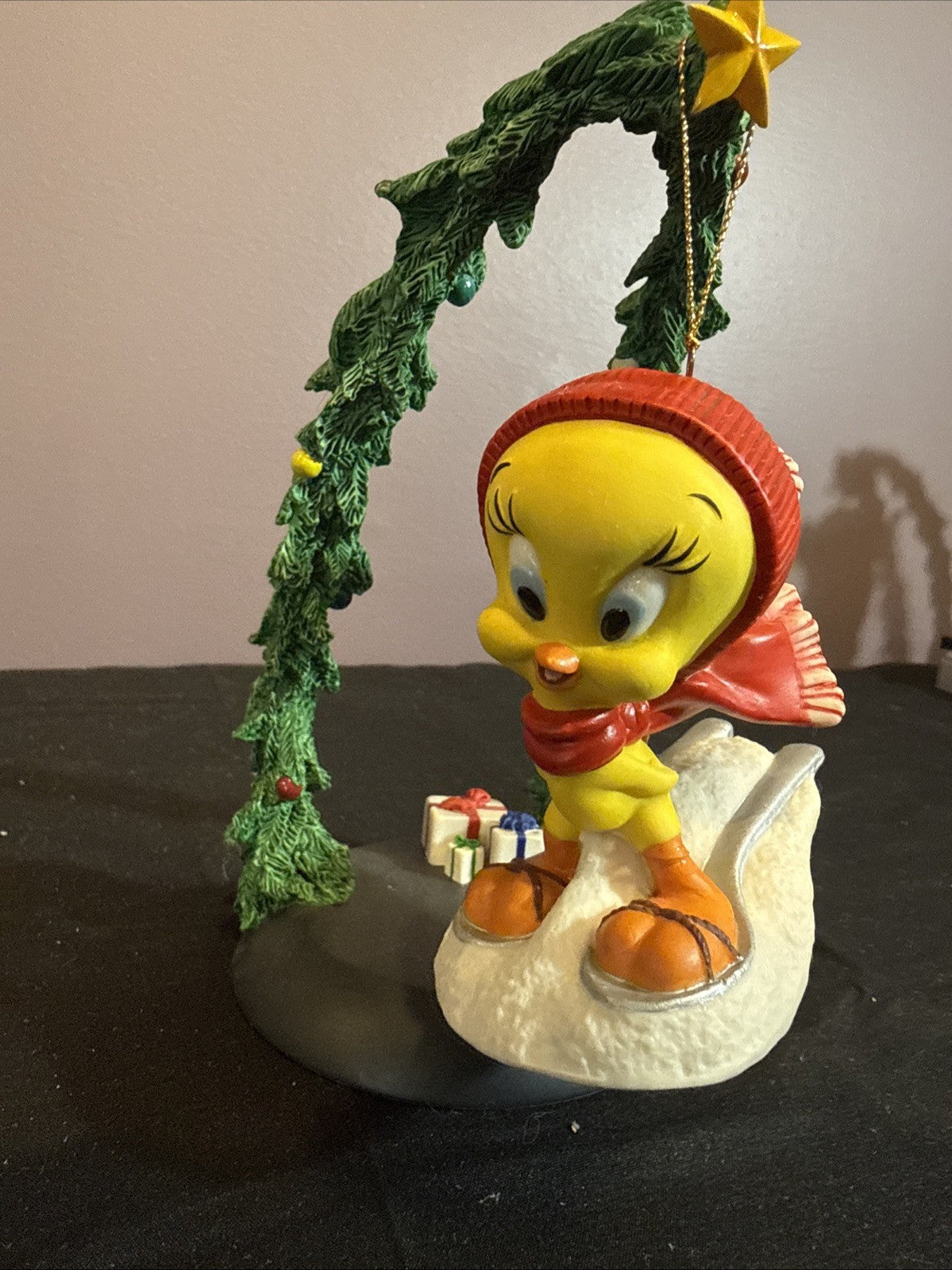 Goebel Tweety Snowbird Figurine 1998 Looney Tunes WB LT018 7"