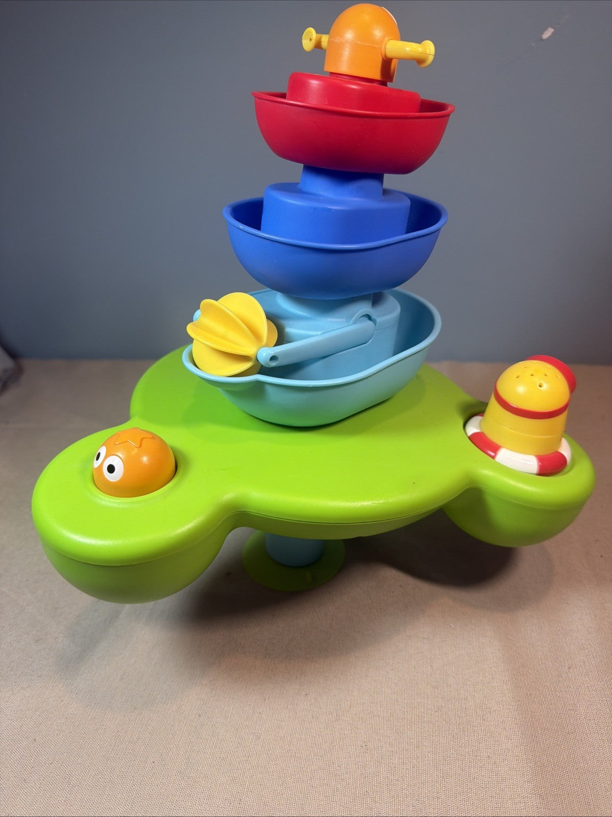 Yookidoo Stack N Spray Tub Fountain Bath Toy Water Sprinkler