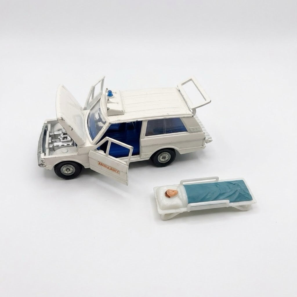 Vintage Range Rover Ambulance Dinky 268 Opening Hood Doors Hatch With Stretcher