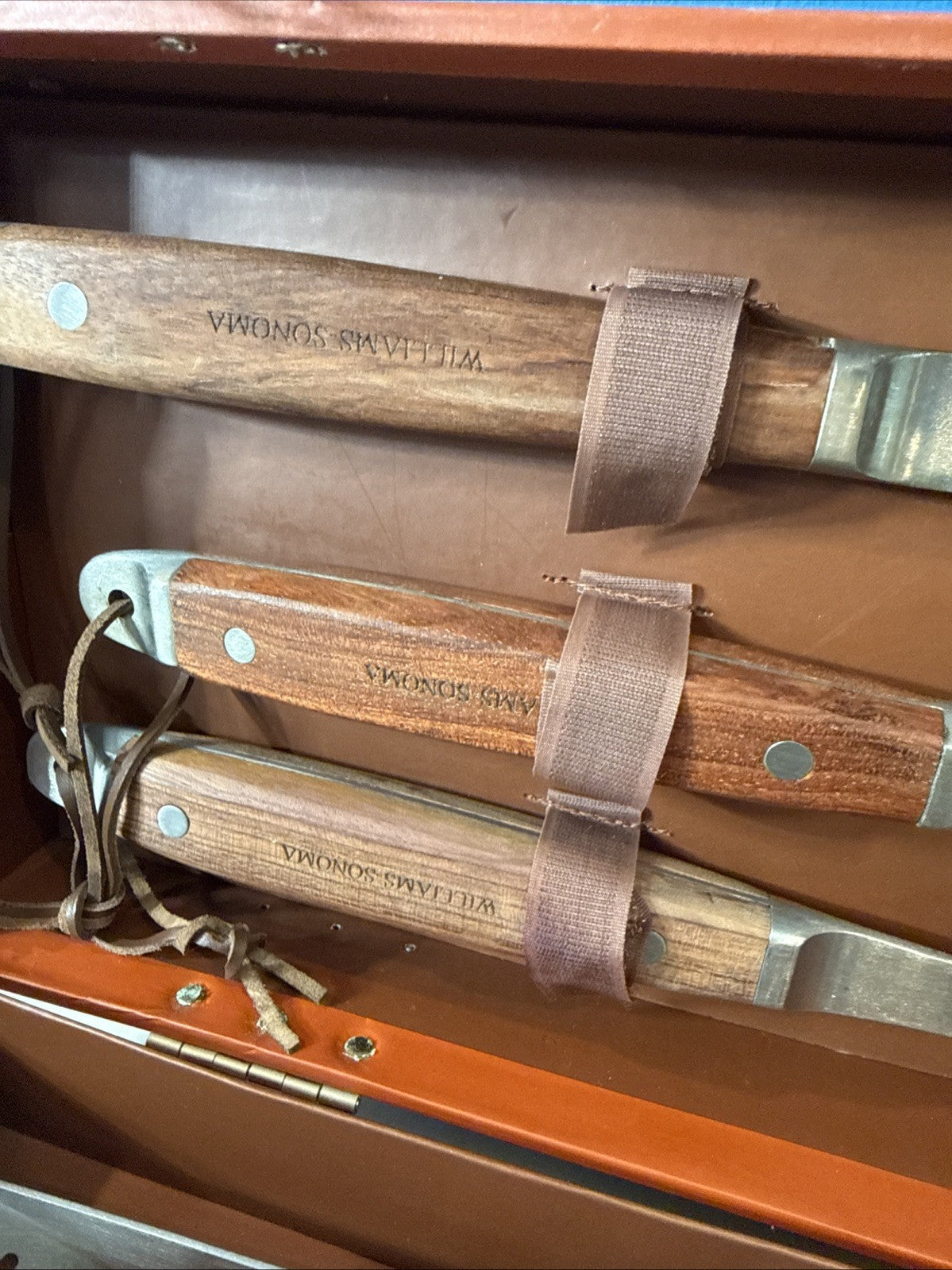 Williams Sonoma 5 Piece BBQ Grill Tool Set Stainless Steel Wood Case New