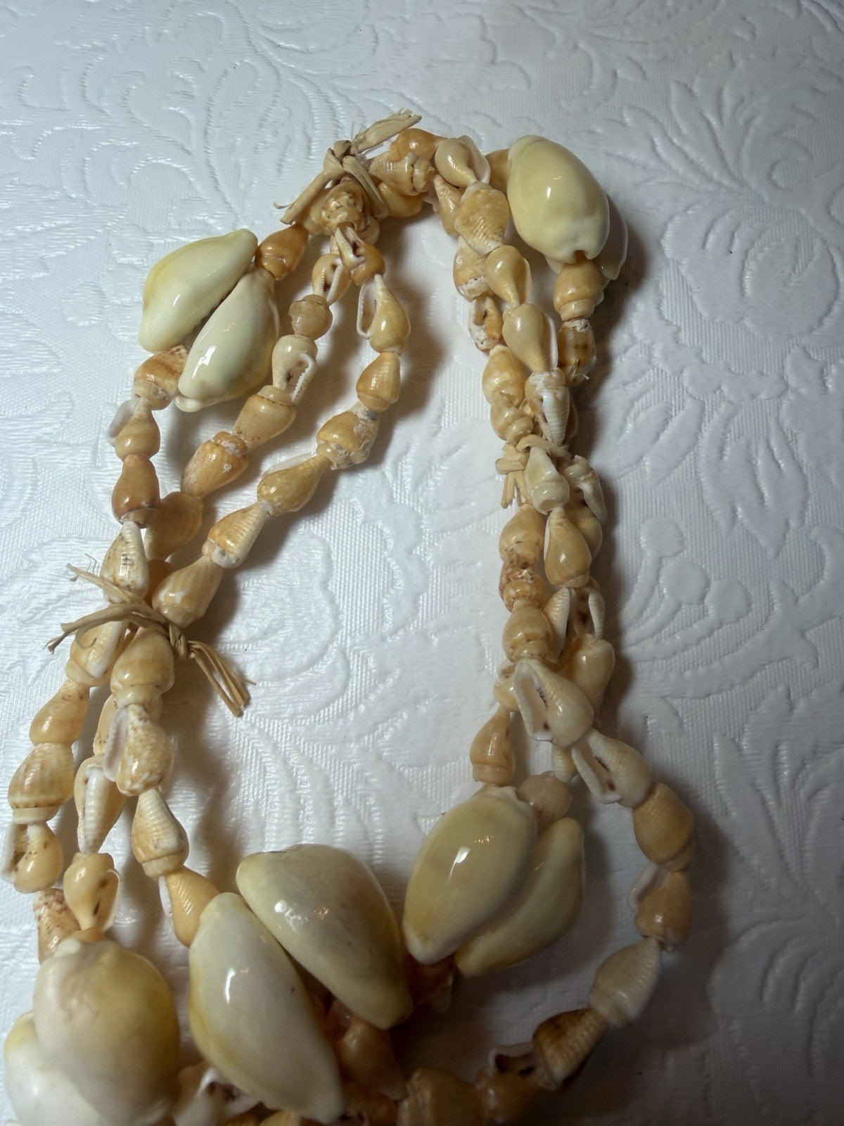 Vintage Grand Hyatt Kauai Hawaii Do Not Disturb Door Hanger Shell Lei Kapu Sign