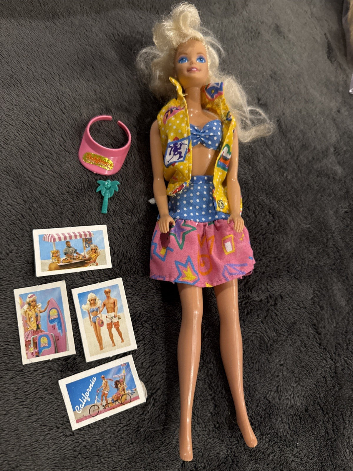 Vintage 1987 Mattel California Dream Barbie Doll #4439 Accessories Postcards Lot
