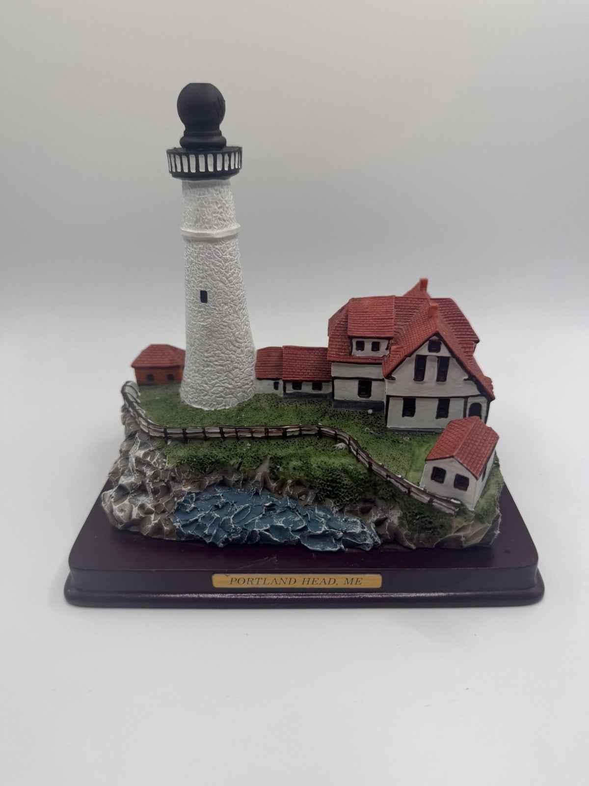 Oneida Studios Portland Head Light Maine Lighthouse Figurine Resin 6 Inch 1998
