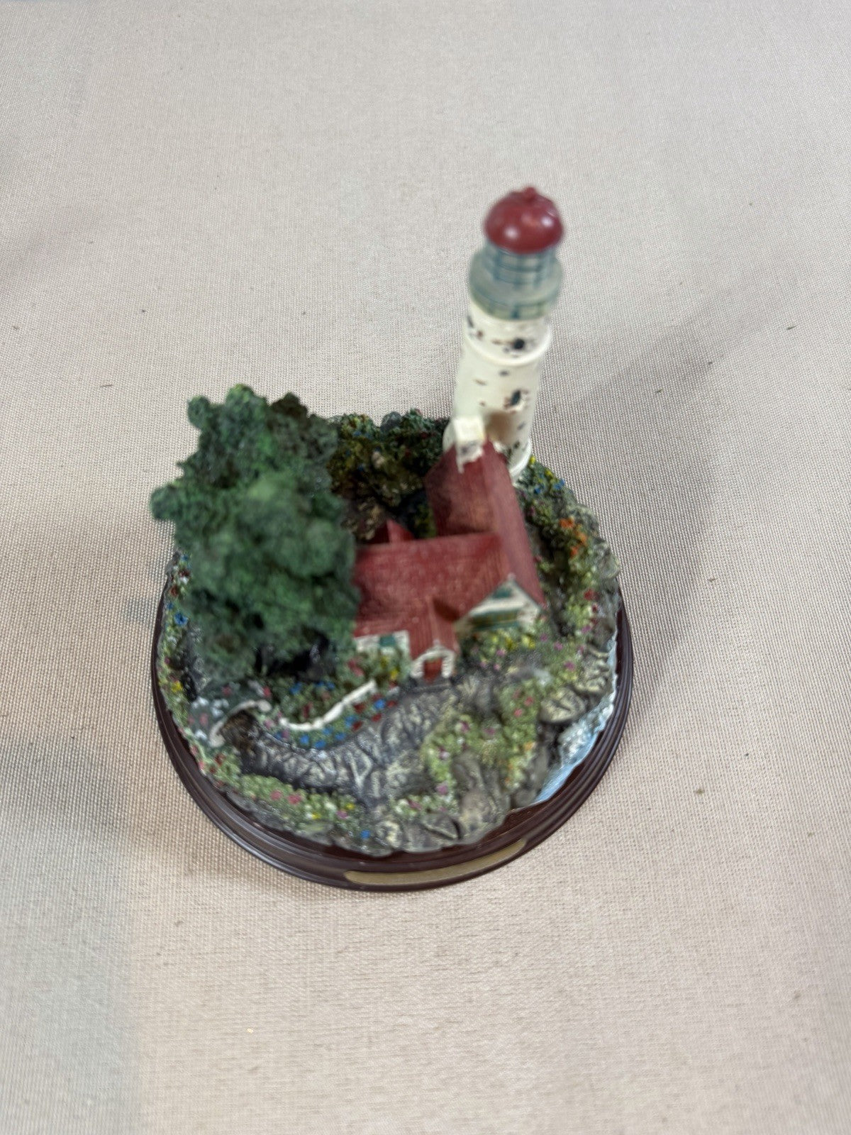 Thomas Kinkade Lighthouse Sculptures Clearing Storms Beacon of Hope Lot of 2