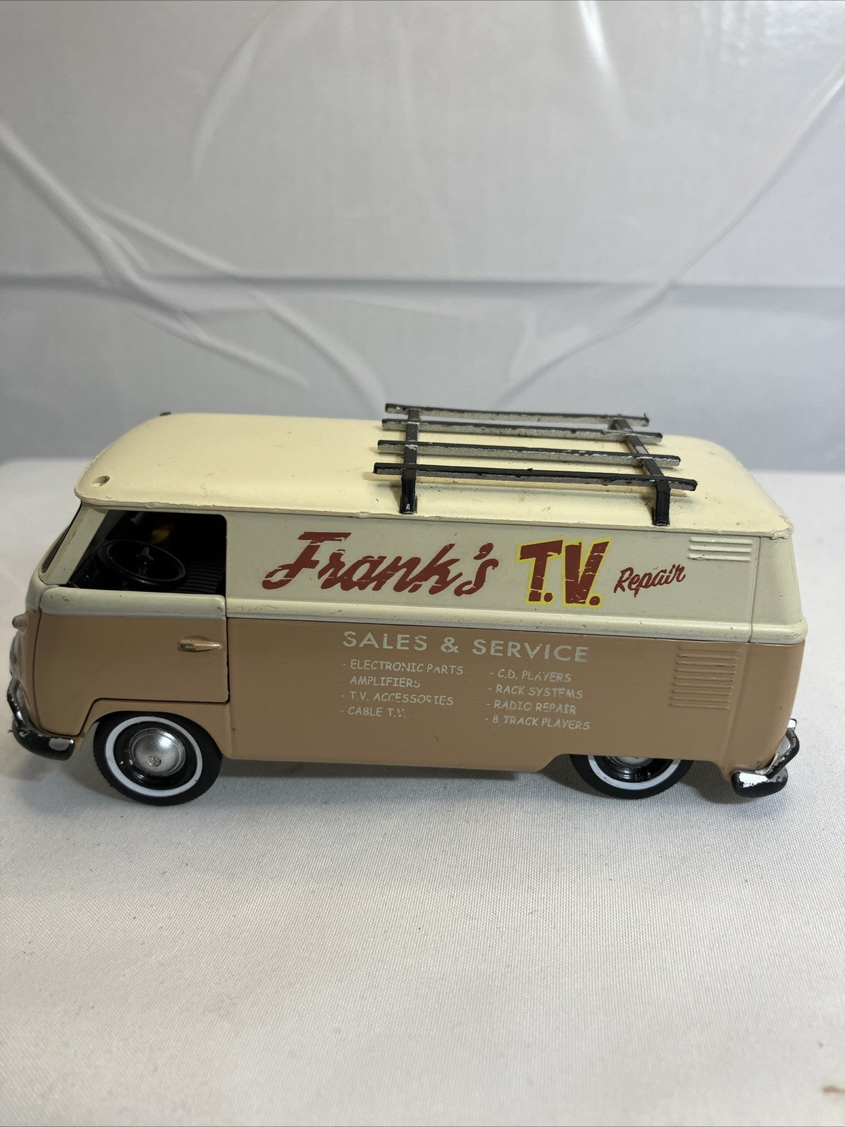Jada Transformers Wheeljack VW Bus 1:32 Diecast Hollywood Rides