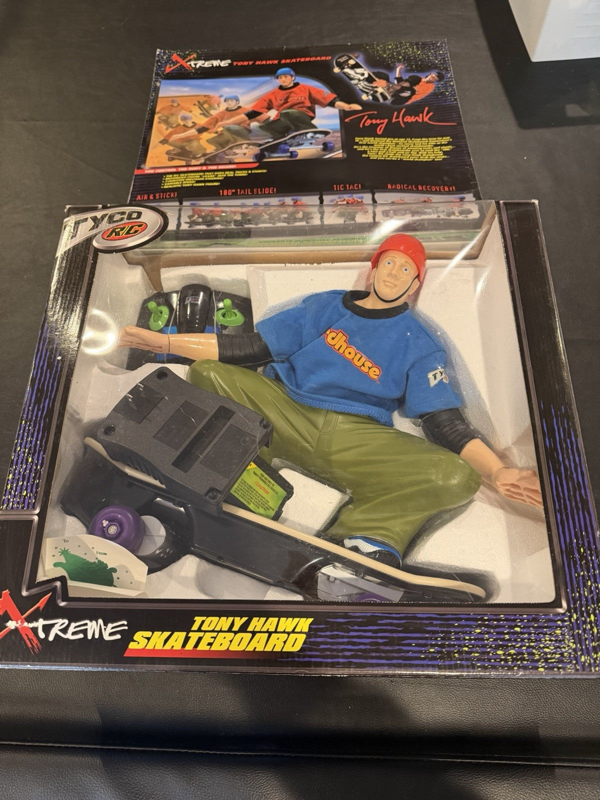Tyco RC Tony Hawk Xtreme Skateboard Radio Control Toy New in Box 2001 Rare
