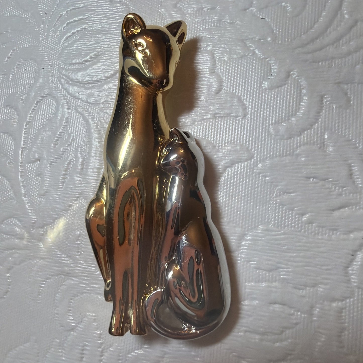 Vintage Weingeroff Cat Brooch Kitten Stick Pin Jewelry Lot of 2 pins with Case