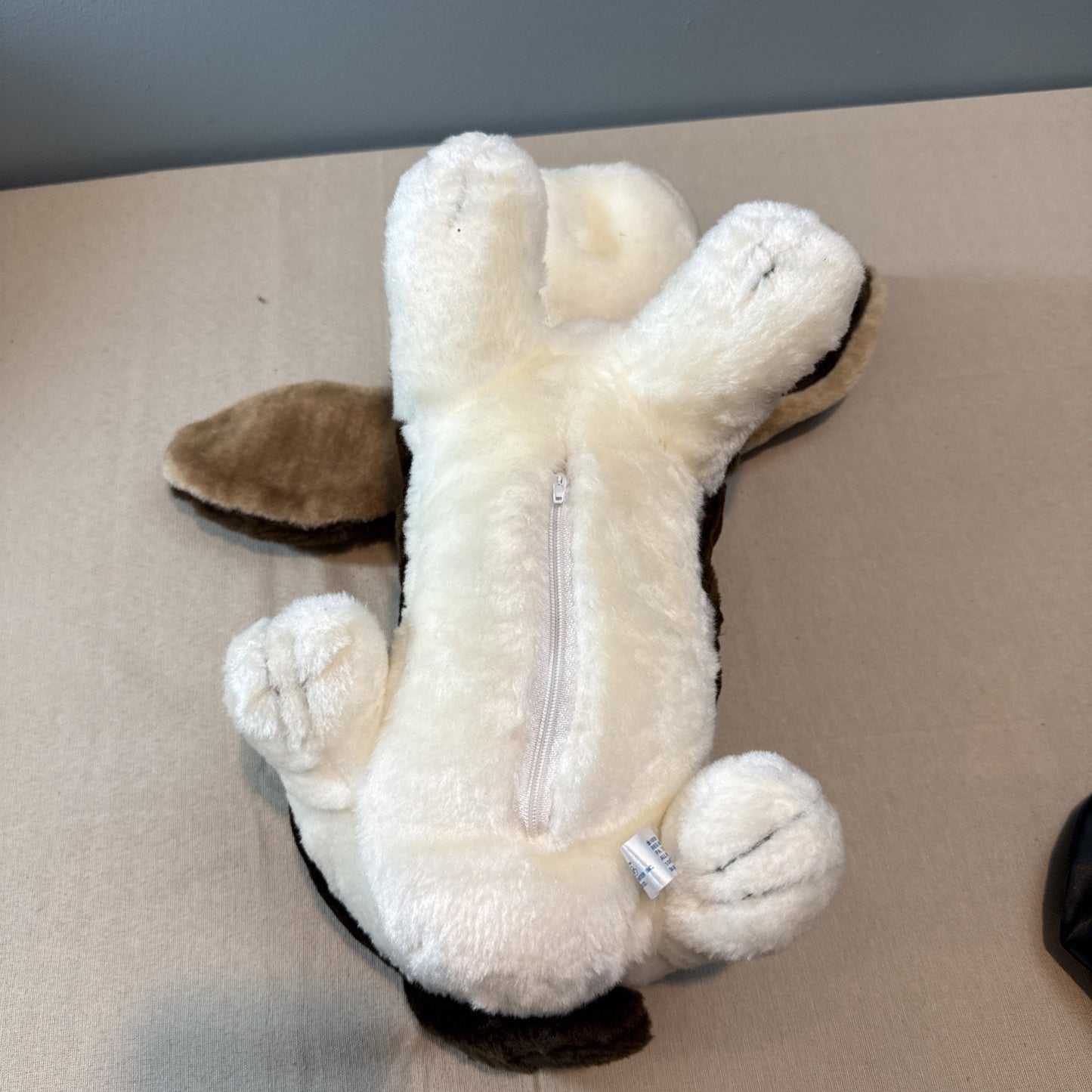 Vintage 1986 Elvis Presley Musical Ain’t Nothing But A Hound Dog Plush Toy Works