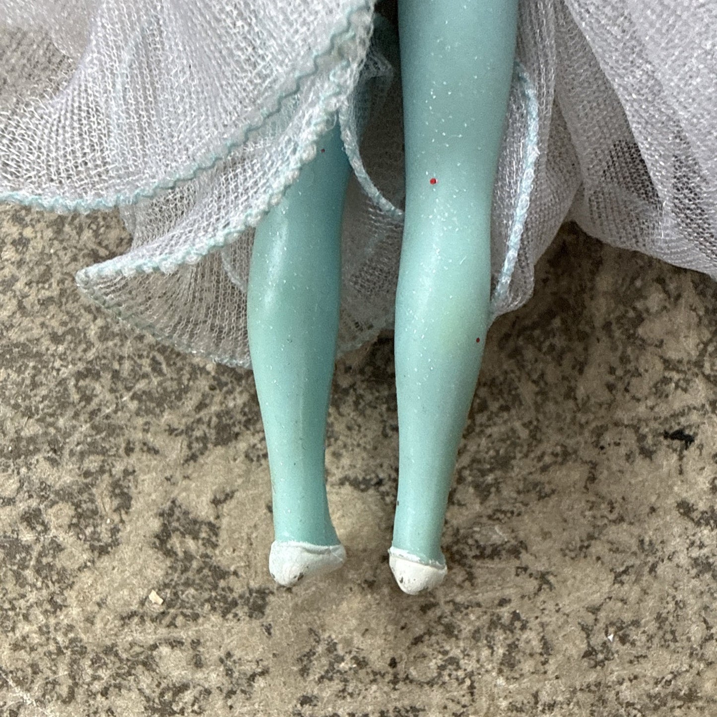 Vintage 1984 Kenner Rose Petal Place Lily Fair Doll Blue Hair - 7" Very Nice!