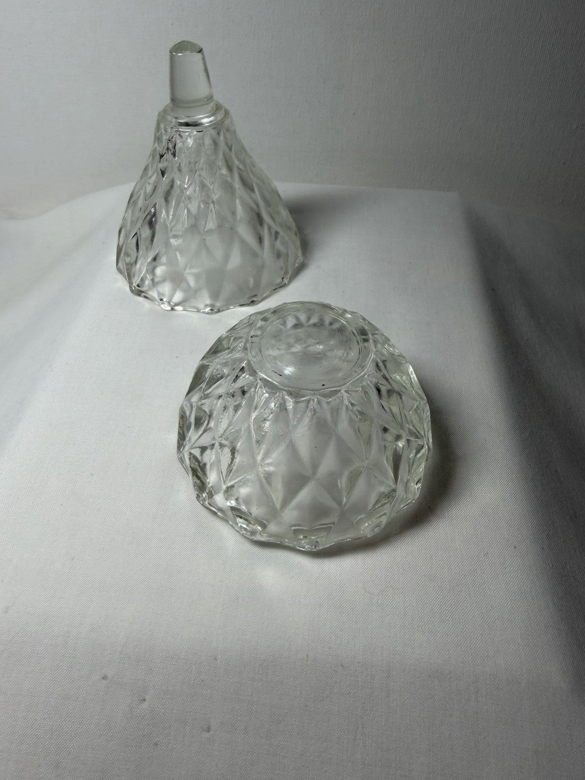Vintage Italian Pear Crystal Glass Trinket Box Diamond Cut Italy 4”