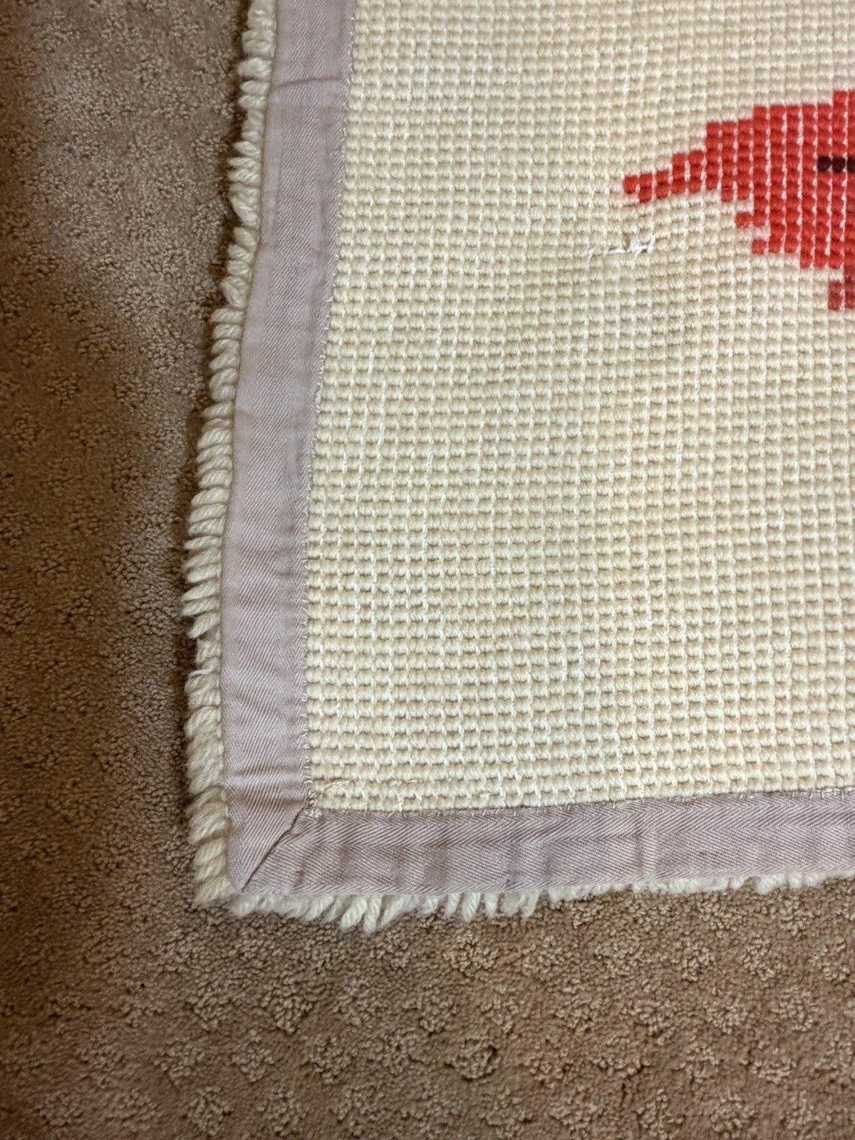 Vintage Latch Hook Rug Autumn Maple Leaf Fall Wall Hanging Accent Mat 37x27
