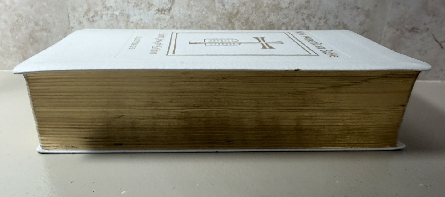 Vintage 1970 St Joseph Medium Size New American Bible White Gold Trim Catholic