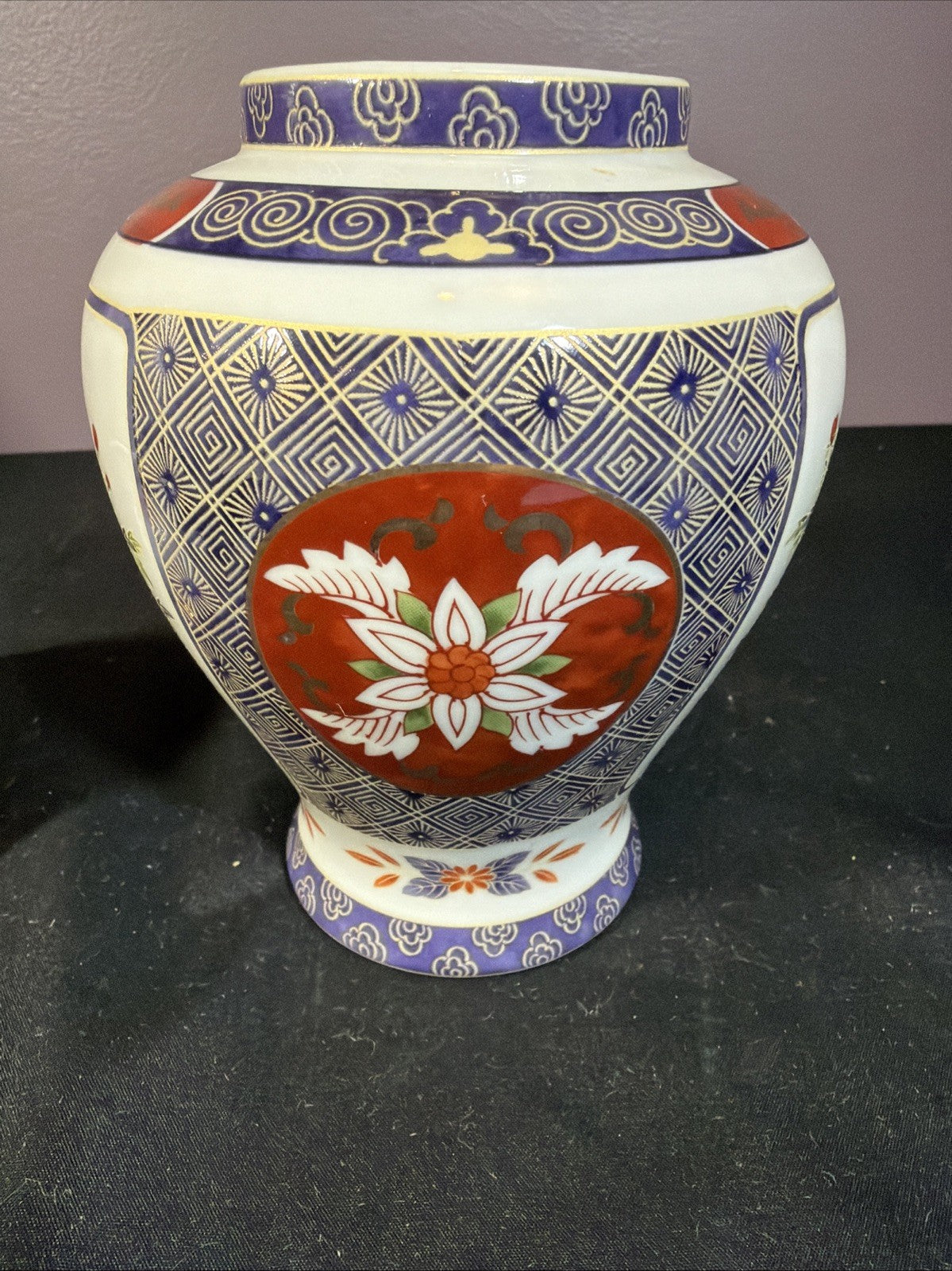 Toyo Ko Imari Ginger Jar Porcelain Floral Japan Decorative 8"