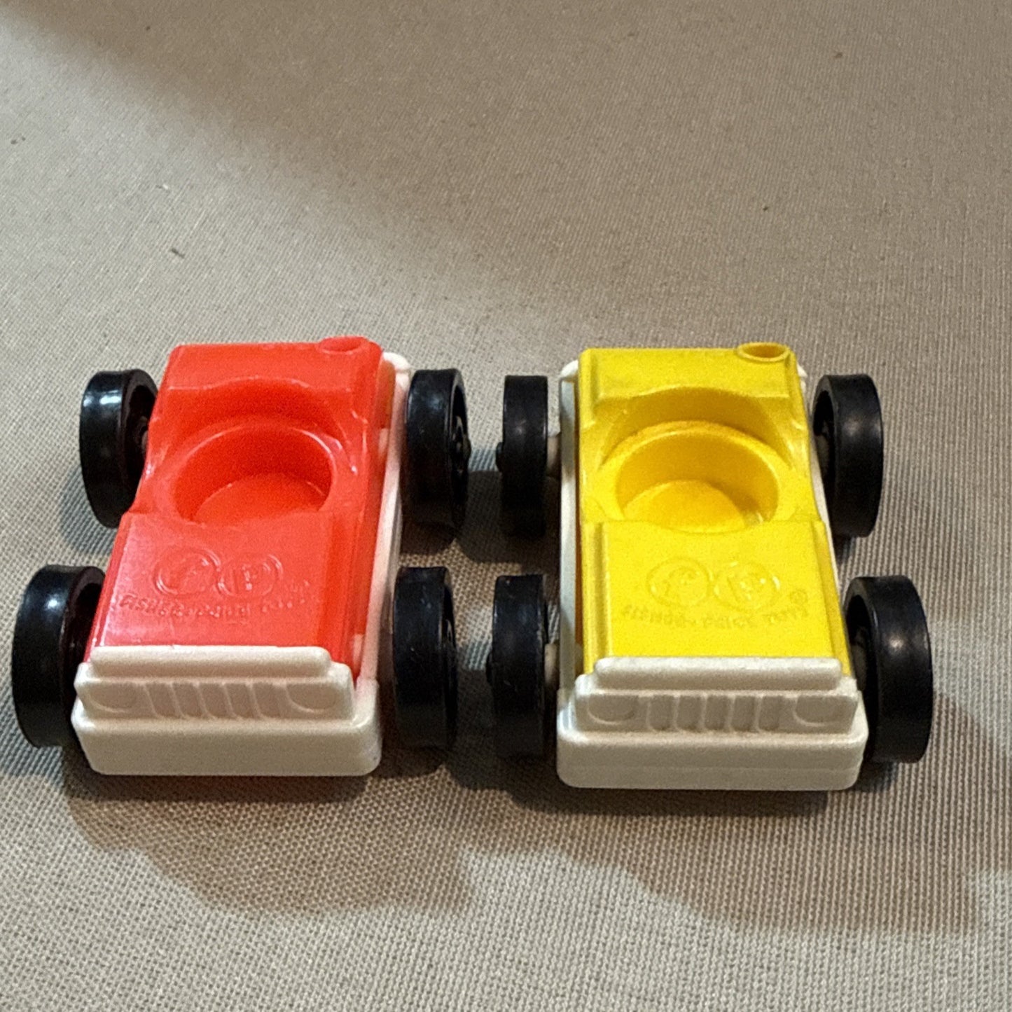Vintage Fisher Price 930 Play Family Action Garage 1970 w/Box & Lift Incomplete