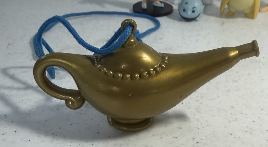 Vintage Disney Aladdin Figure Accessory Lot Magic Lamp Rajah 7 Piece Set