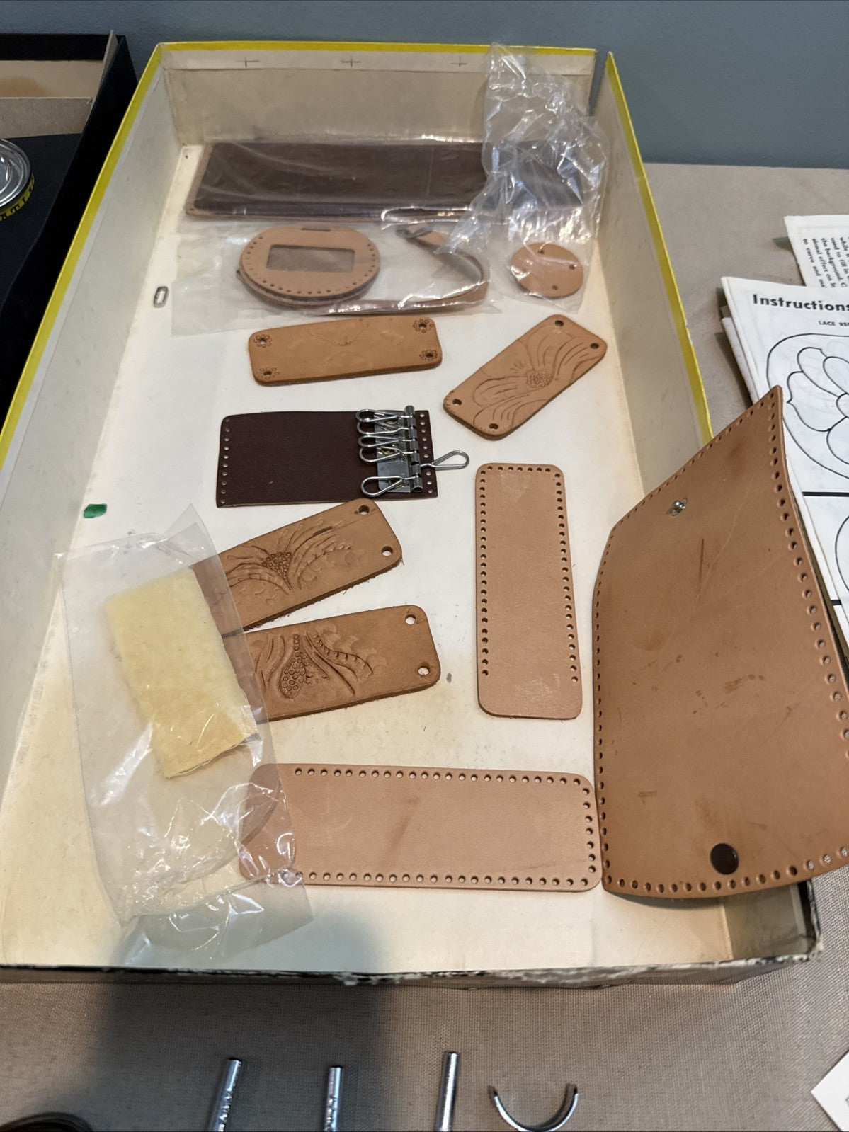 Vintage 1971 Tandy Leathercraft Kit 550 Old West Genuine Leather Project Set