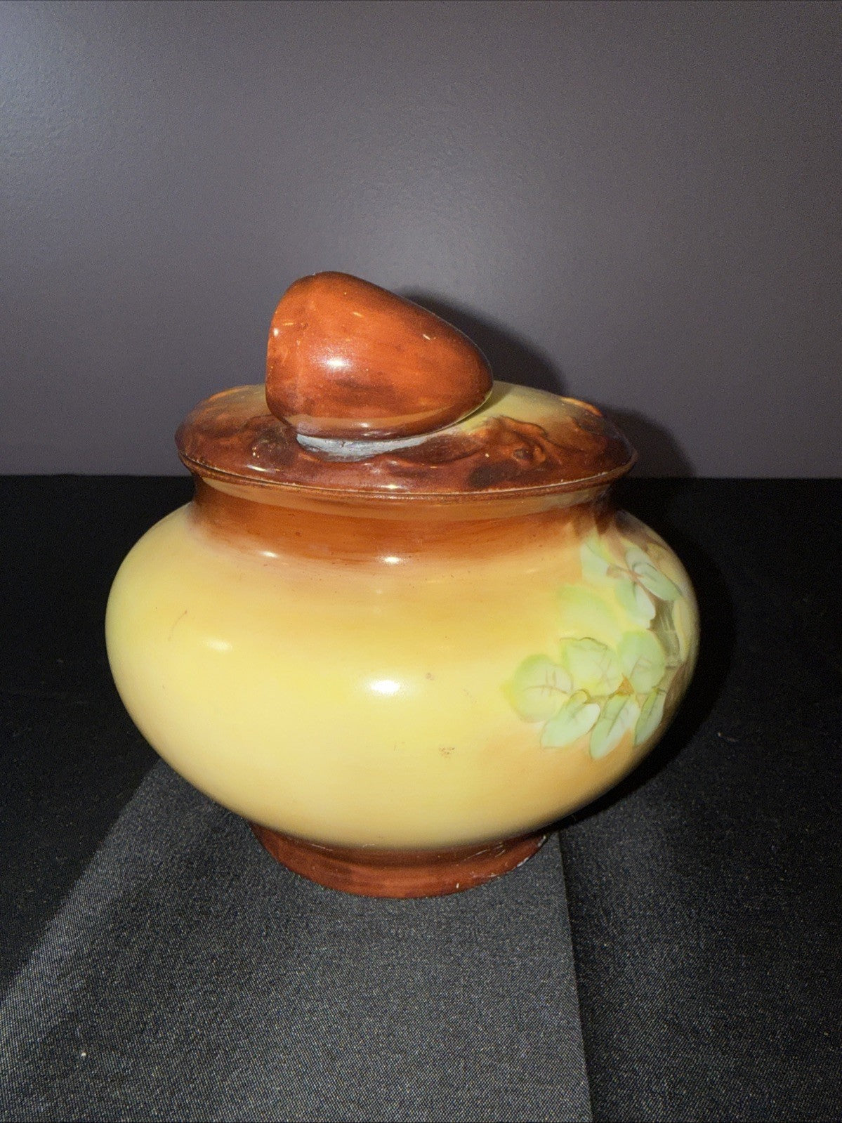 Antique Floral Austria Tobacco Humidor w/Pipe Finial on Lid 5.25x5.5