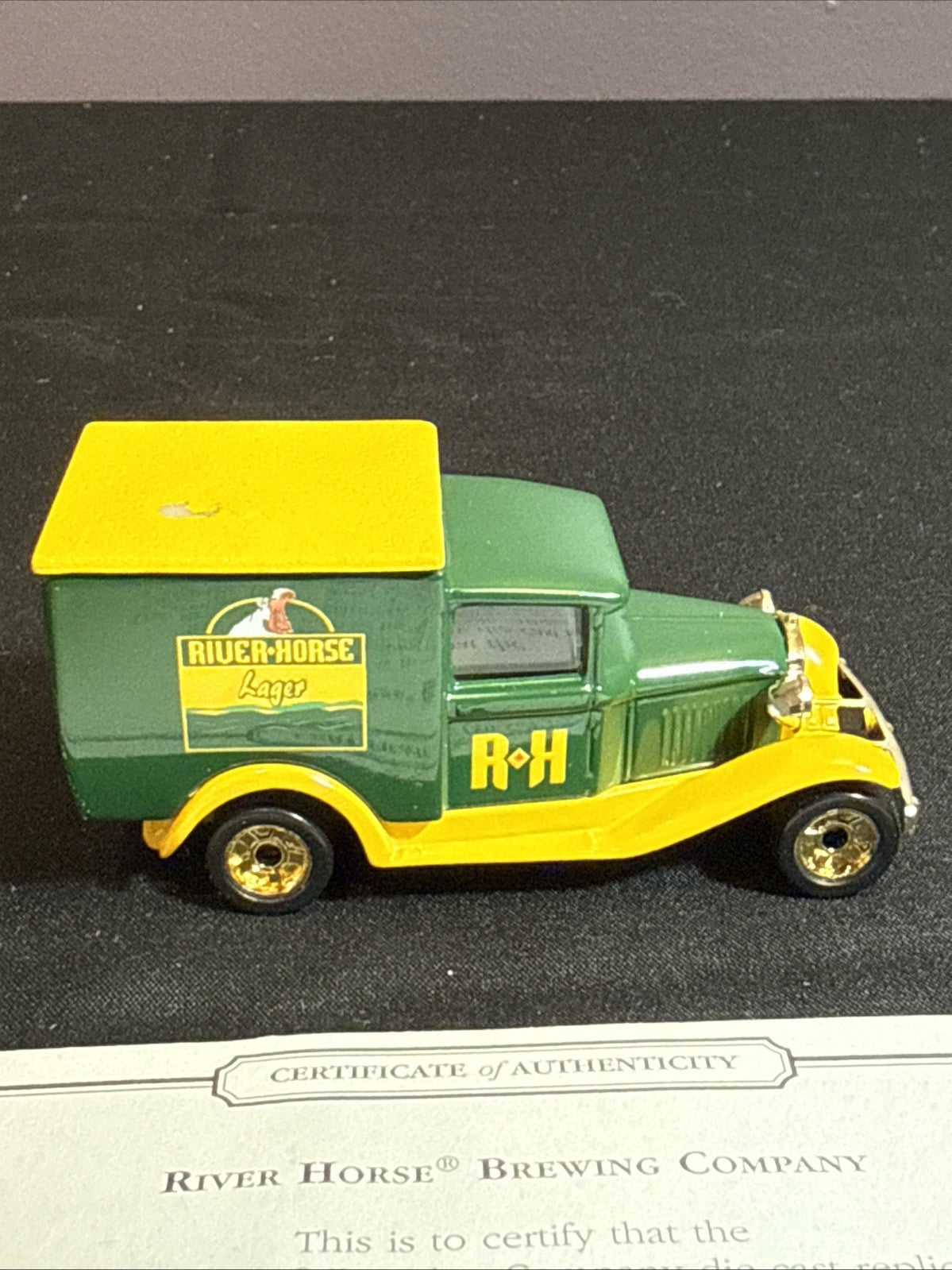 Matchbox Collectible Snake River Brewing Truck MGB08 A M Diecast w Certificate