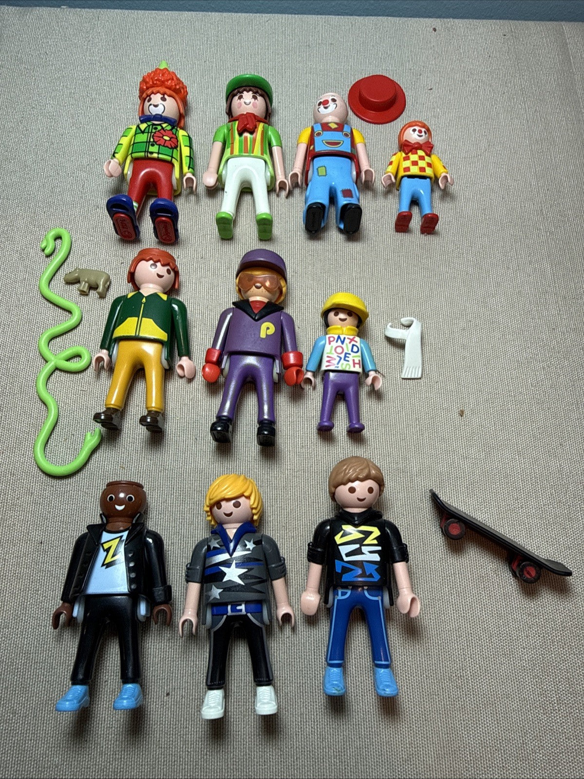 Playmobil Mixed Figure Lot of 10 Figures Accessories Zoo Clowns Snowboarders DJ