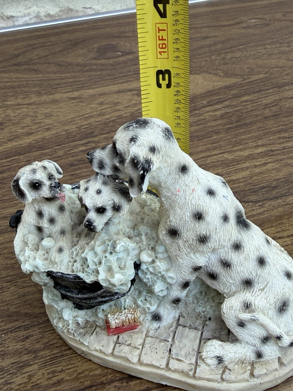 Youngs Collectables Dalmatian Dog Figurine Family Bath Scene 4"x3"