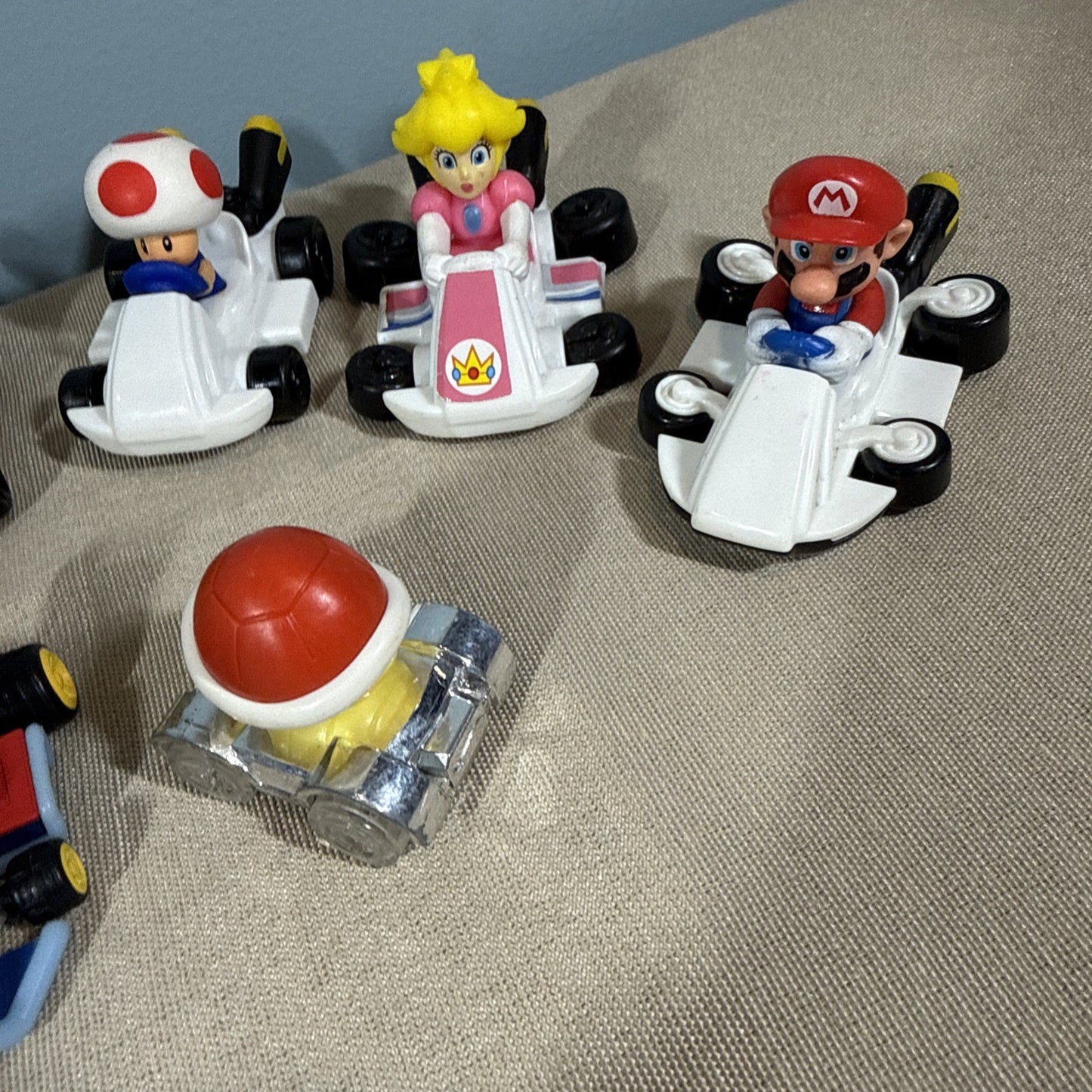 Nintendo Mario Kart Figures Lot of 9 Peach Mario Luigi Toad Donkey Kong Shell