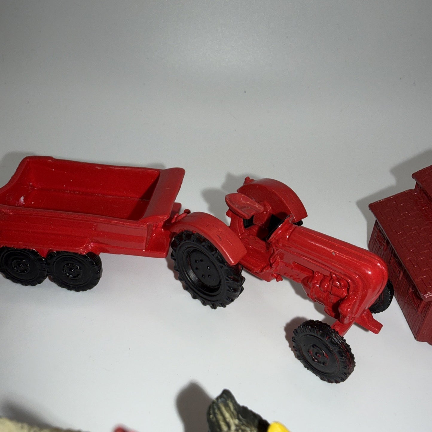 Vintage Safari Ltd 1998 Farm Tractor Barn Animal Figures Lot 11 Pieces