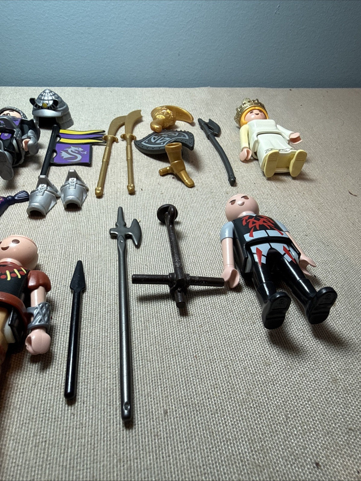 Playmobil Dragon Knight Genie Conquistatore, Queen Others With Accessories