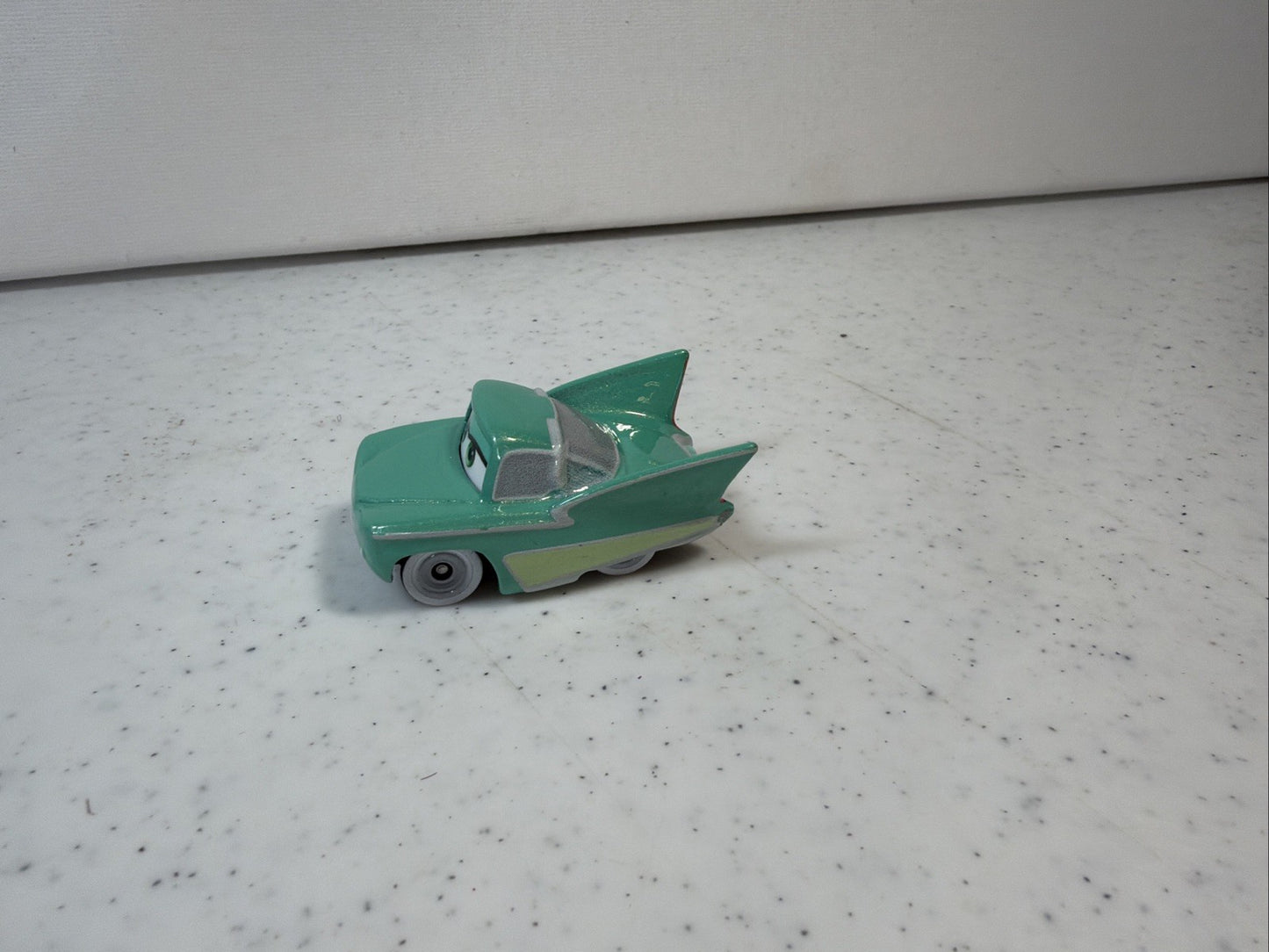 Disney Pixar Cars Toy Lot Of 6 Lightning McQueen Mater Sally Wingo Flo Boost