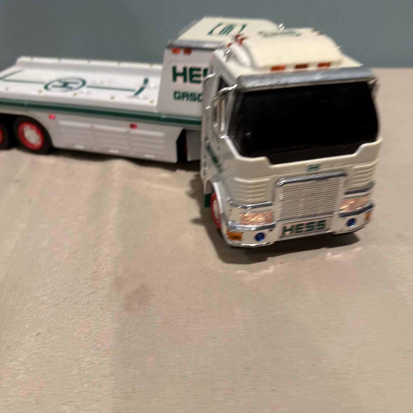 Hess Toy Truck Trailer 2006 Lights Works No Helicopter Incomplete