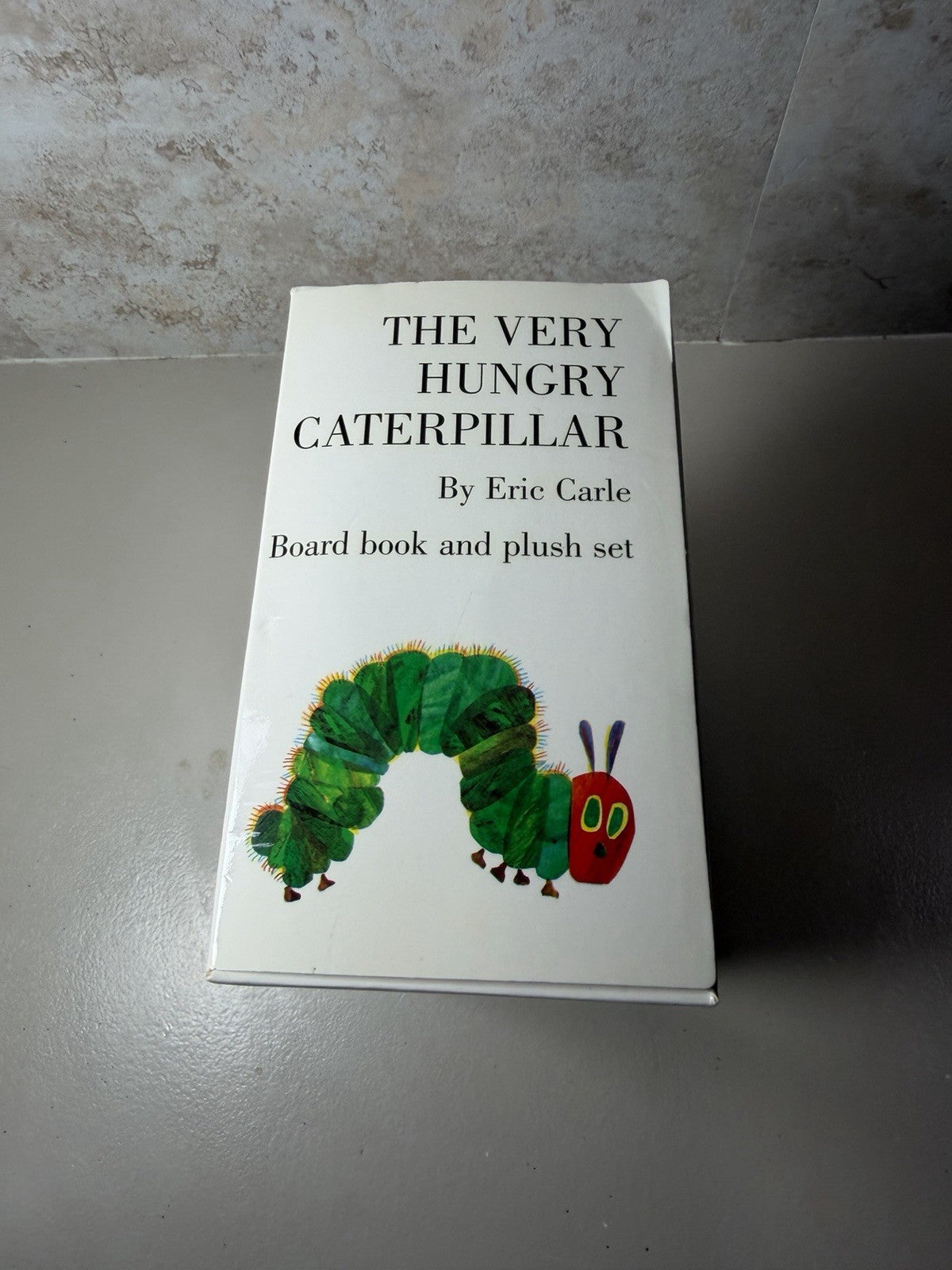 Vintage 1987 Eric Carle Very Hungry Caterpillar Board Book Plush Gift Set NIB