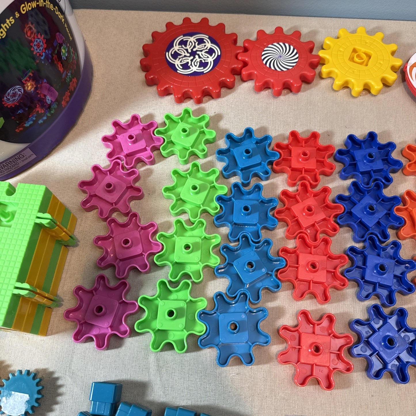 Gears Gears Gears Spin n Glow Learning Resources Motorized Play Set Complete