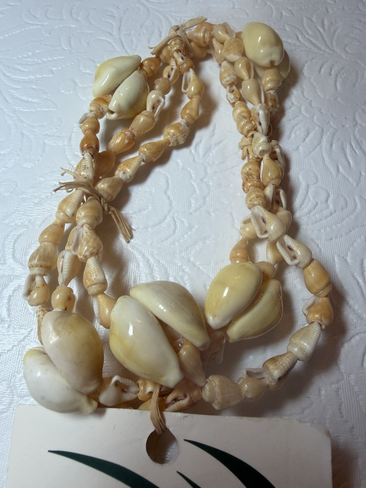 Vintage Grand Hyatt Kauai Hawaii Do Not Disturb Door Hanger Shell Lei Kapu Sign