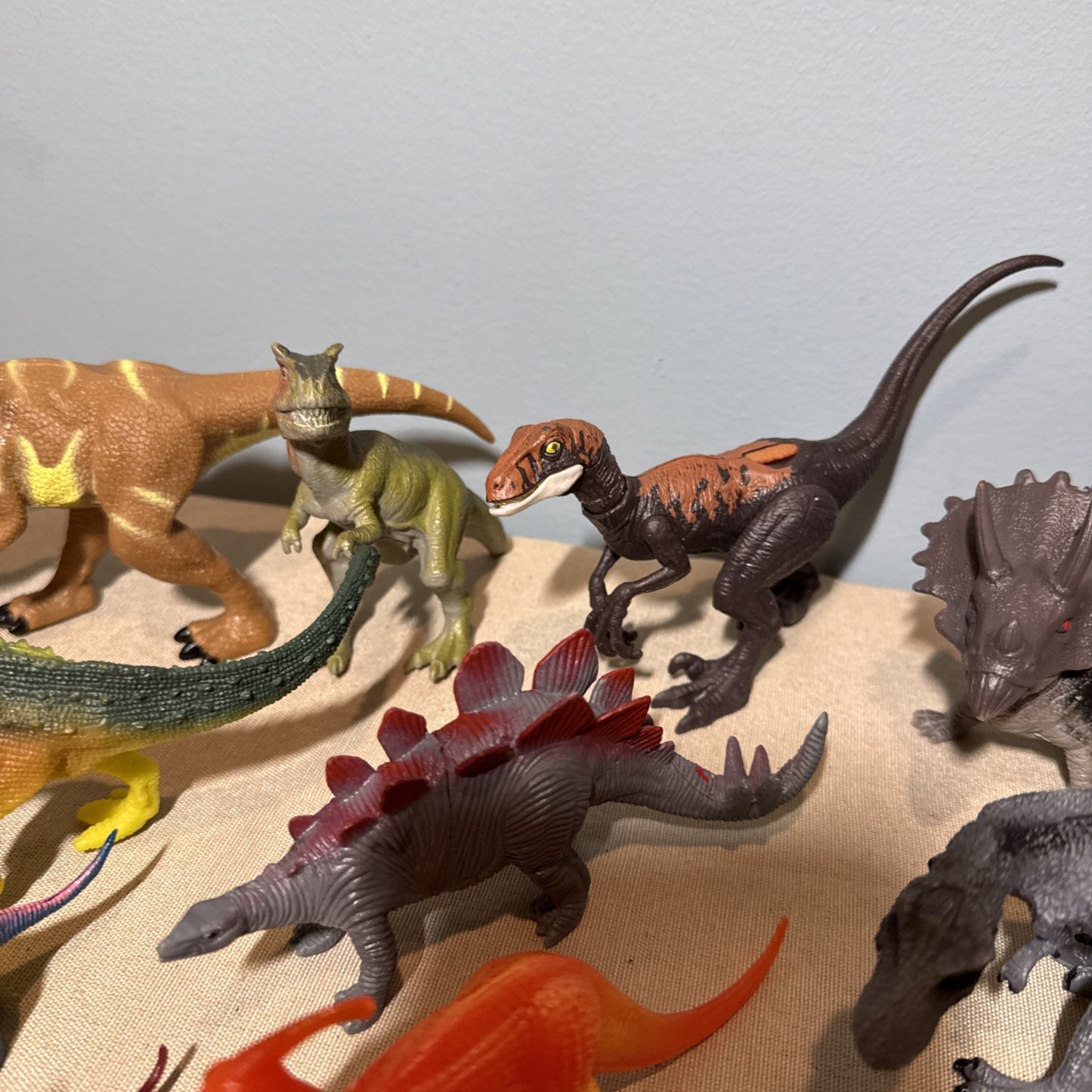 Toy Dinosaur Figure Lot 39 Vintage Modern Mixed Sizes Plastic Animals