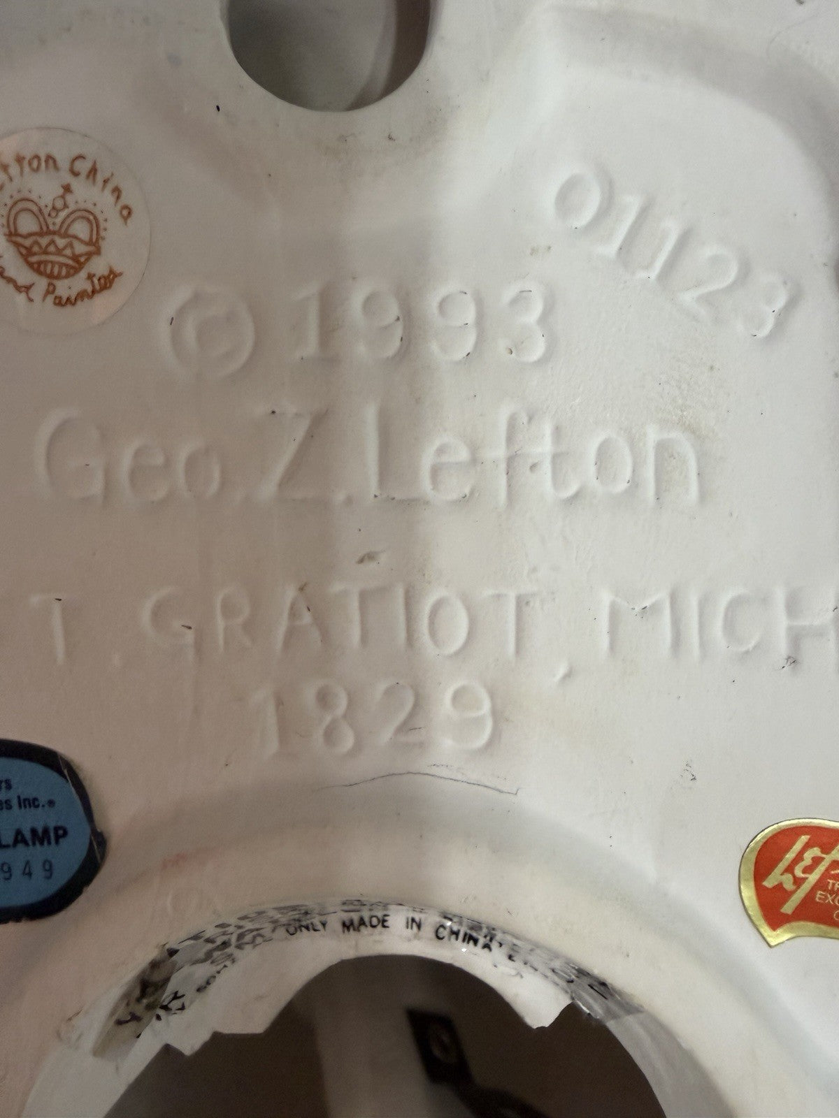 Vintage 1993 Lefton Fort Gratiot Michigan Lighthouse Night Light Figurine 6in