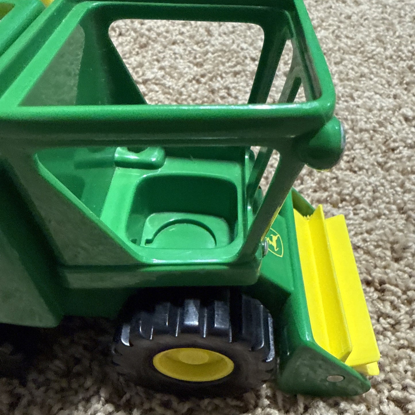 2010 John Deere RC2 Tractor with Tiller Thrasher and Driver Farm Toy Set