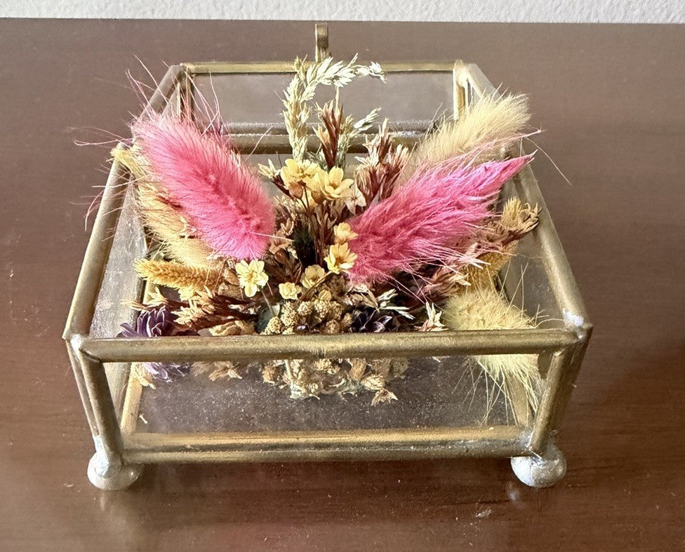Vintage Brass Glass Display Box Hinged Lid Flower Preserve Trinket Jewelry Case