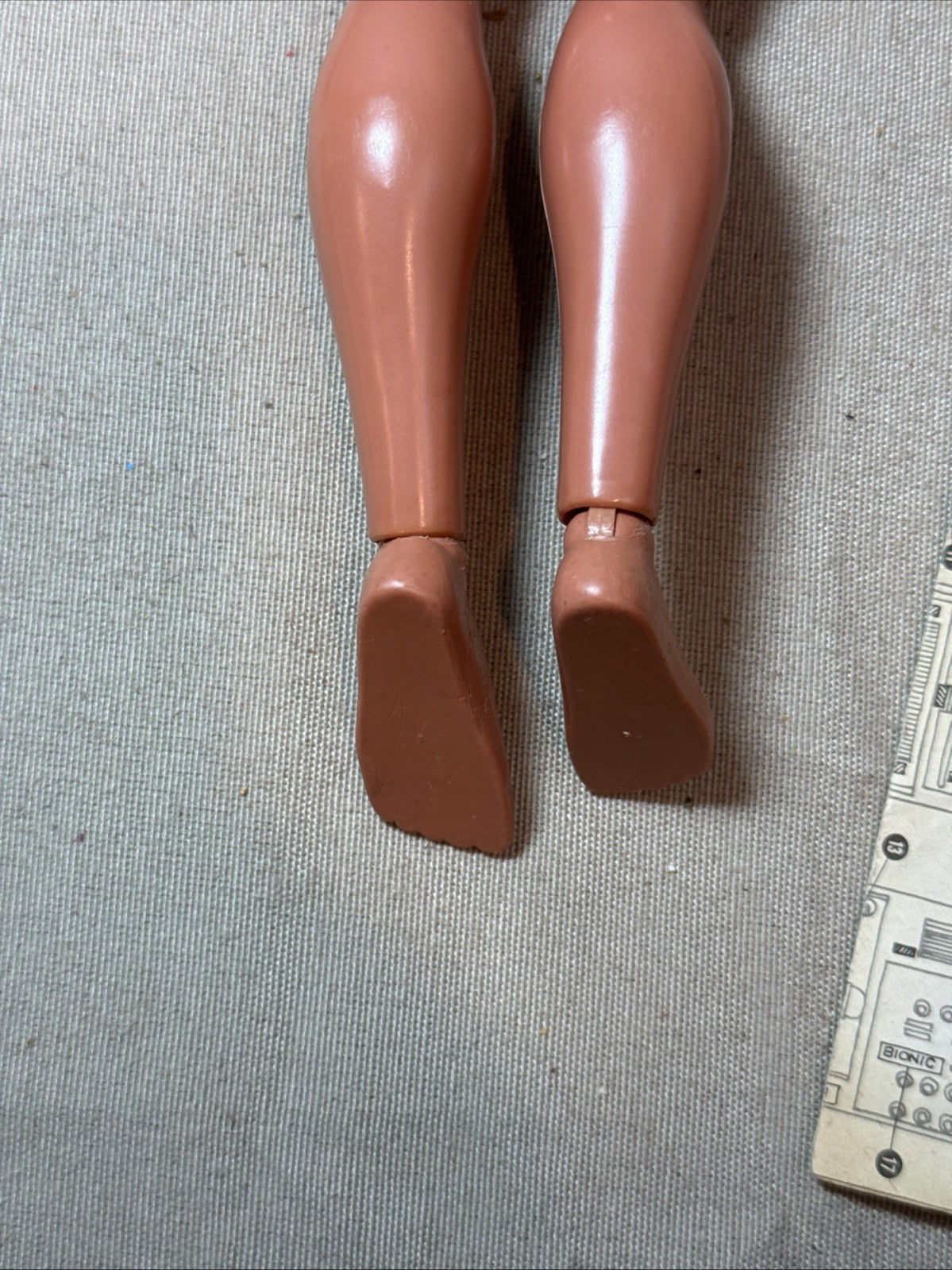 1975 Six Million Dollar Man Steve Austin Figure Outfit Repair Station Lot