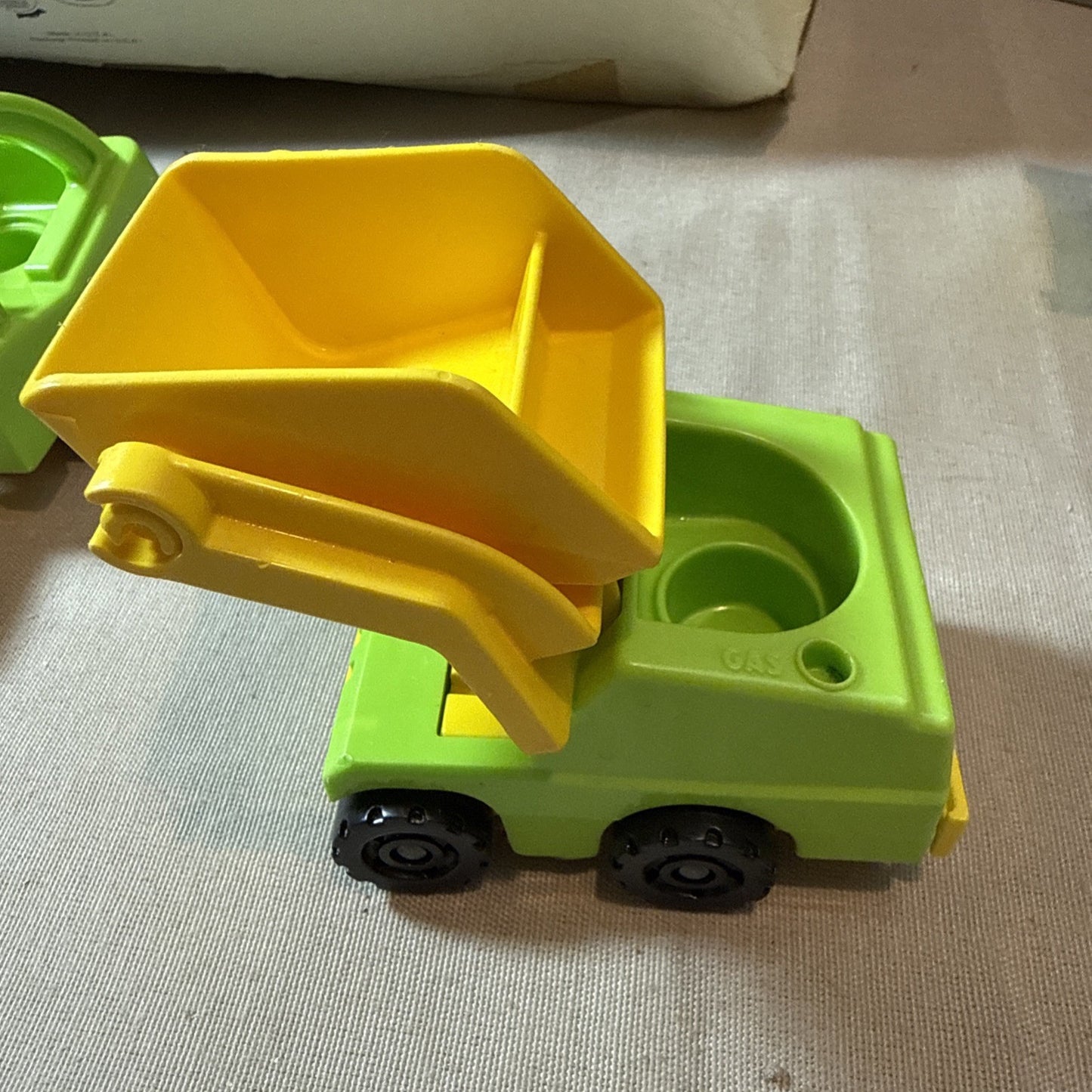 Vintage Fisher Price Little People Lift & Load Depot Construction Set COMPLETE